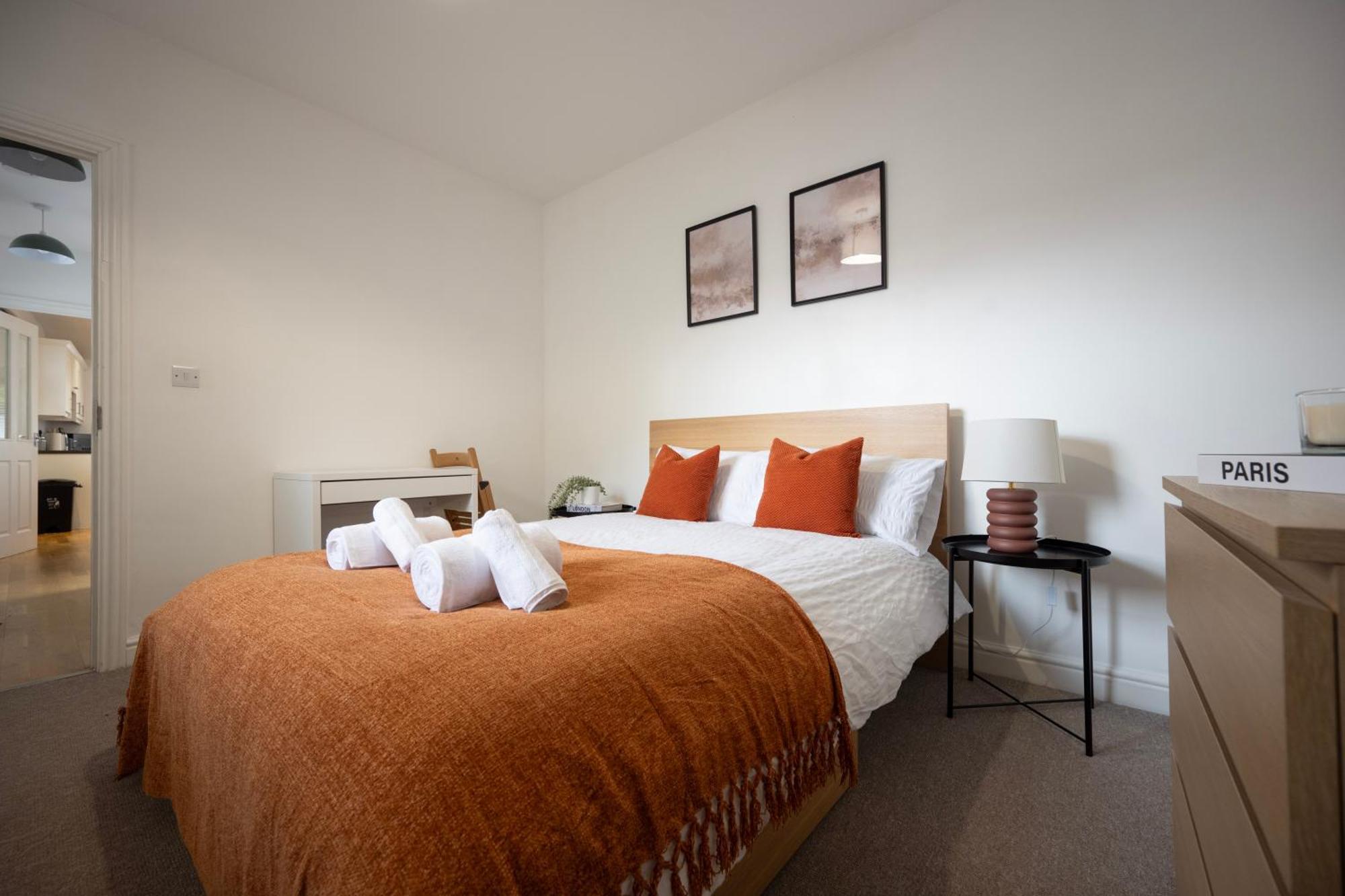 3-Bedroom Charming Central House 캔터베리 외부 사진